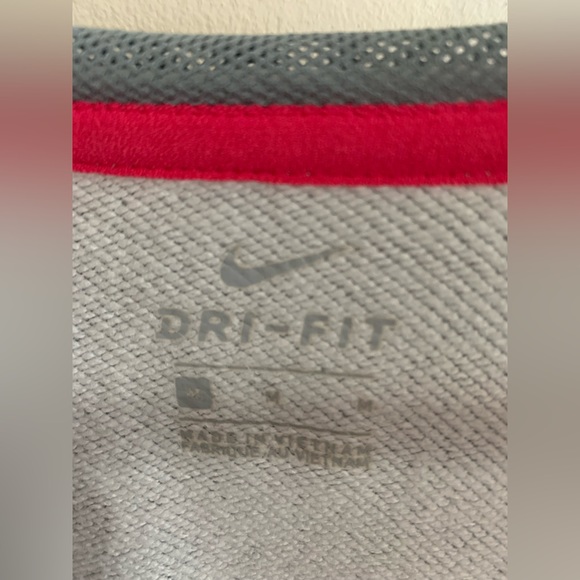 Grey Nike Dry-Fit Zip up Hoodie with Pink Details - Picture 4 of 4